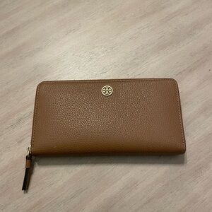 Tory Burch Tan Leather Zip Wallet